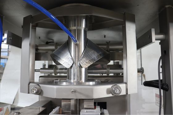 12 têtes 0,8L sécurisée par la chaleur Granule machine d'emballage de nourriture pour animaux de compagnie pour les noix