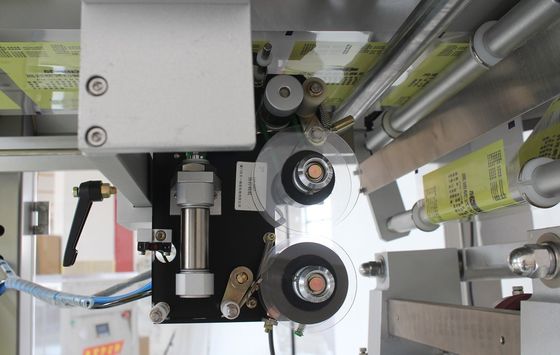 Machine de remplissage et d'étanchéité de granules verticaux d'azote pour l'industrie