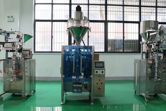 Système d'alimentation automatique Machine d'emballage de poudre à granulés liquides pour sacs de 10g à 500g