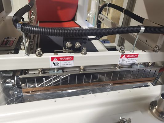 Machine d'emballage à film plastique rétrécissant à haute productivité pour boîte de cosmétiques