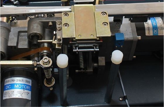 Solution d'emballage sécurisé Sélecteur de boîtier de ceinture latérale et machine de serrage à entraînement électrique