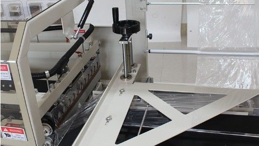 Max.30 emballages/min. Vitesse Machine automatique de découpe de film à manches pour emballage