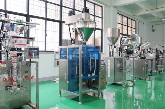 Machinette de vérification vidéo de support entièrement automatique d'emballage en poudre verticale de farine de manioc et de blé