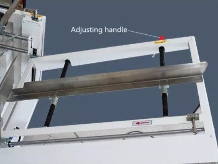 Machine automatique pour le moulage de carton pliant en boîtes ondulées pour les hôtels Capacité 600 kg