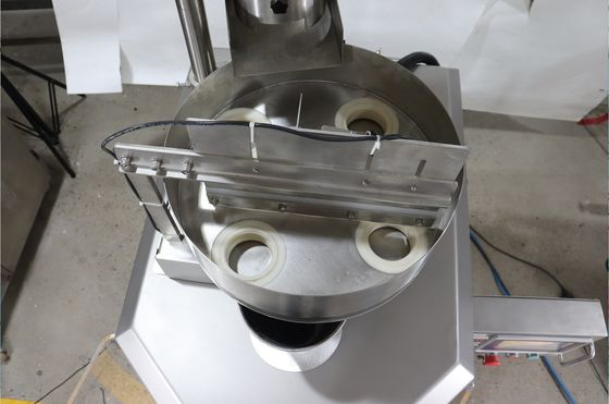 Machine d'emballage de noix de 350 kg avec sac de scellage à trois côtés et forme de scellage thermique