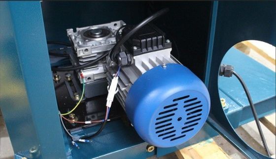 Machine automatique d'emballage de film étirable pour les conditions environnementales de température 10C à 40C