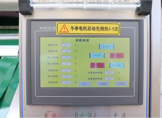 220V/380V Voltage alimentation courroie continue de type machine d'étanchéité sous vide pour les sacs d'emballage