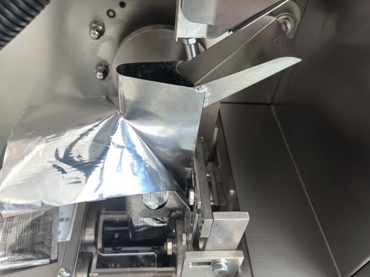 Machine de remplissage automatique de sacs à thé multifonctionnelle avec sac extérieur 75 95 mm