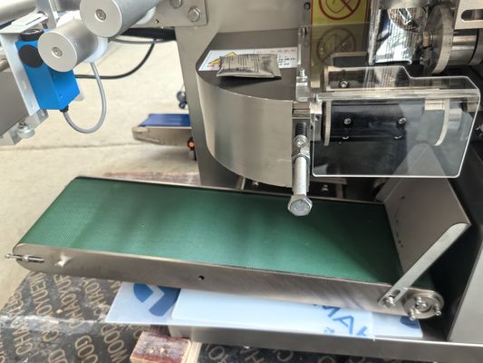 Machine de remplissage automatique de sacs à thé multifonctionnelle avec sac extérieur 75 95 mm