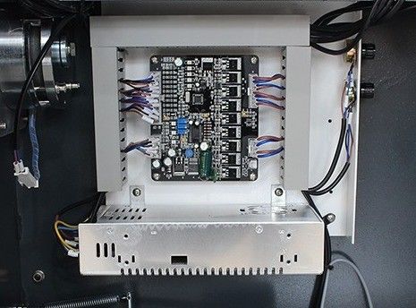 Machines électriques pour l'emballage automatique de boîtes de carton