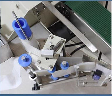 80-320 mm Largeur de carton Machine de scotchage semi-automatique pour le scellement polyvalent de carton
