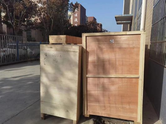 Fonction de coupe et d'étanchéité Rétrécissement de la machine d'emballage rétrécissement pour boîtes de carton