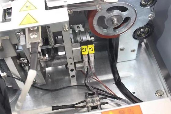 Machine à attacher des cartons semi-automatique avec capacité et fonction de liaison en PP