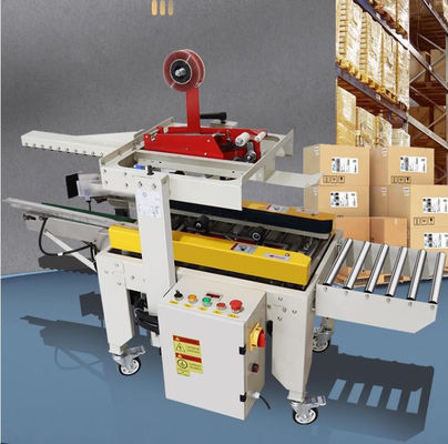 Machine d'étanchéité de carton à entraînement gauche et droit pour l'emballage Appliquez la hauteur du carton 90-420 mm