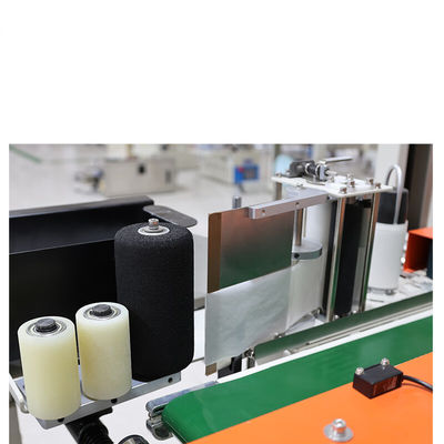 106 KG Automatique du commerce électronique Logistique Carton Parcelles Étiquetage et scellés Machine fabriquée
