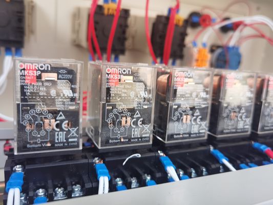 Taille maximale de rétrécissement 200*95*40mm L Type Seal Cut Rétrécissement de la machine pour l'emballage sur mesure