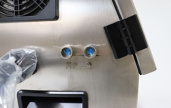 Imprimante à jet d'encre à caractères minuscules Date d'injection et codage pour les bouteilles Type d'emballage