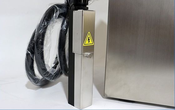 Imprimante à jet d'encre à caractères minuscules Date d'injection et codage pour les bouteilles Type d'emballage