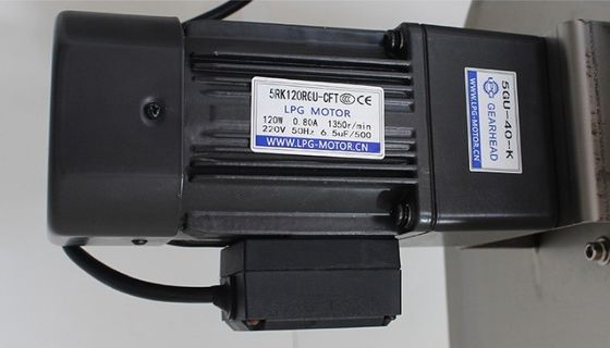 Machine de remplissage de beurre pour corps fouetté avec emballage en plastique et tête unique