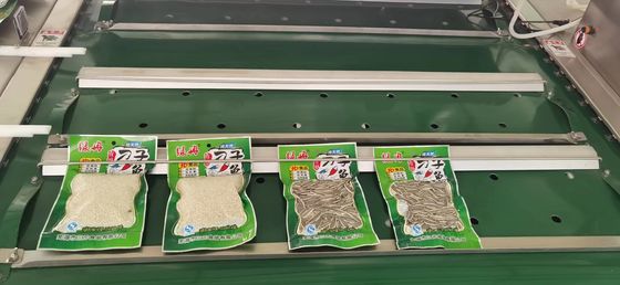 Sélecteur à vide à roulement continu automatique industriel pour machine d'emballage de sacs en plastique