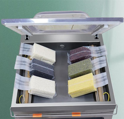 Machine de scellement sous vide à chambre unique verticale à entraînement électrique de 900 W pour aliments et poissons
