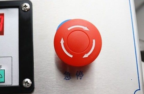 Matériau d'emballage en plastique scellant à vide extérieur 1500W pour le poulet/la viande/les légumes commercialisés