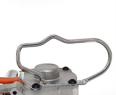 Appui technique vidéo Machine de fixation de ceintures en plastique semi-automatique pour bande PET PP