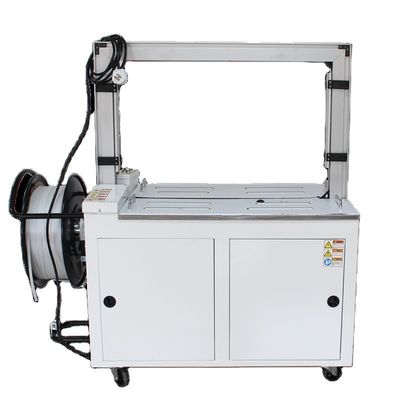 Appliquer la sangle 0,6 mm d'épaisseur PP / PET machine de sangle pour la bande de sangle automatique