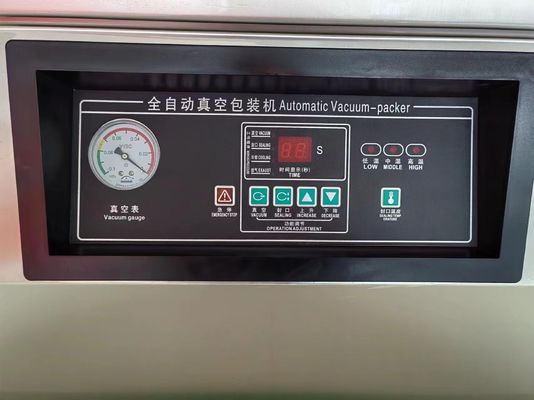 Machine à emballer sous vide à double chambre pour la viande de choucroute, la viande de poisson, les dates 1070*540*970mm Taille