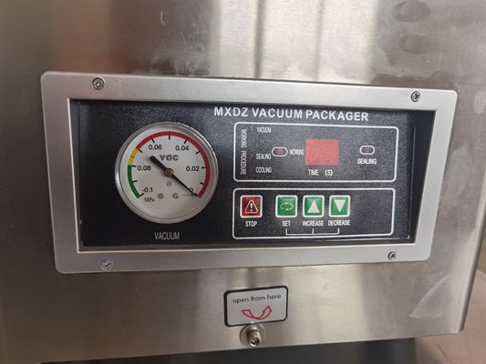 Puissance électrique de chauffage 250W Machine d'emballage sous vide pour la conservation des aliments secs et humides